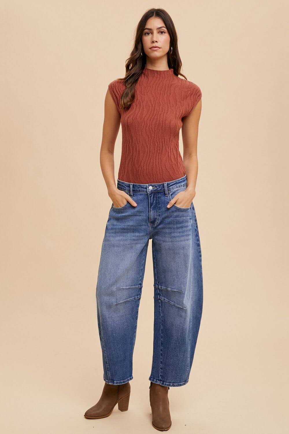 Annie Wear Mid Rise Barrel Leg Jeans with Pockets - Lily and Lavender Boutique