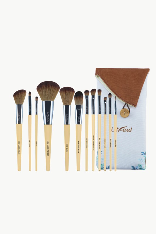 Lafeel Face and Eye Brush Set with Bag - Lily and Lavender Boutique