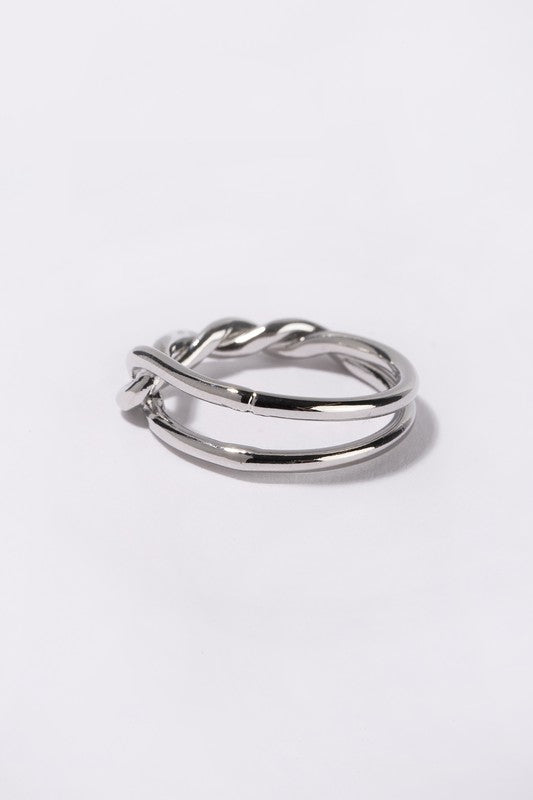 Twisted ring - silver - Lily and Lavender Boutique