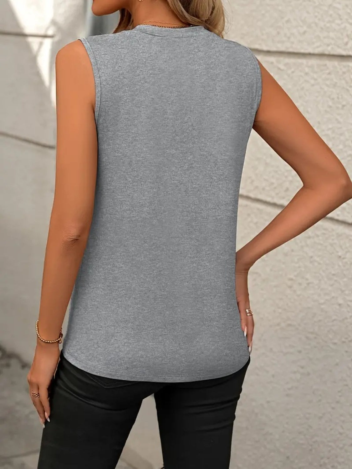 Round Neck Sleeveless Tank - Lily and Lavender Boutique