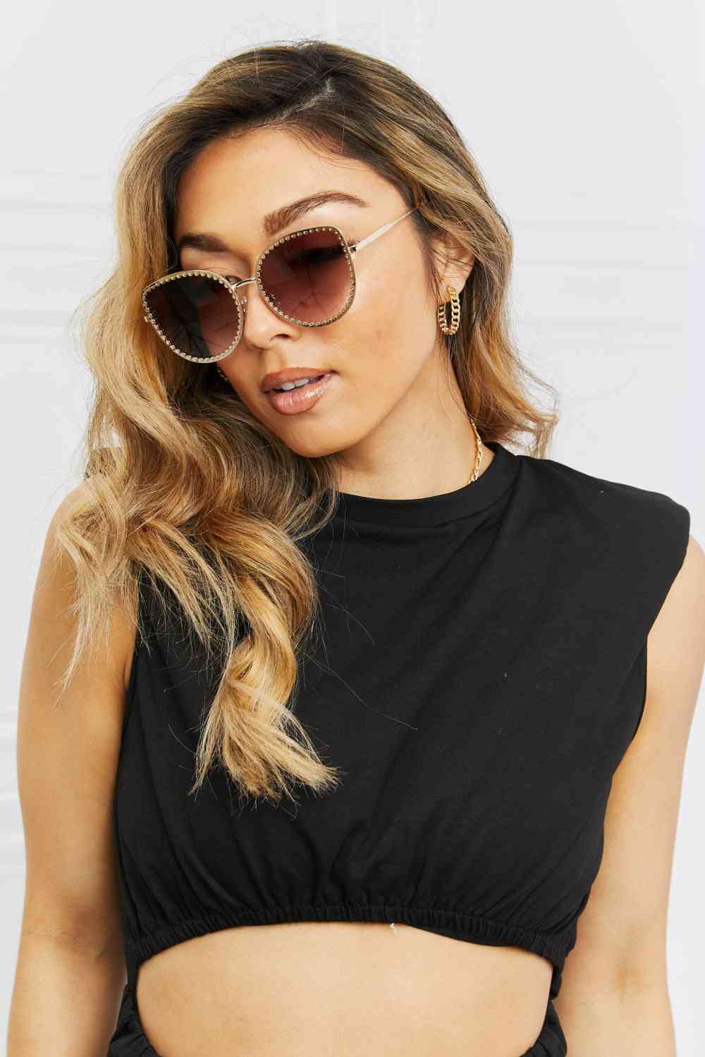 Full Rim Metal Frame Sunglasses - Lily and Lavender Boutique