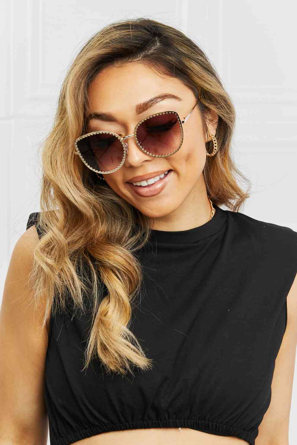 Full Rim Metal Frame Sunglasses - Lily and Lavender Boutique